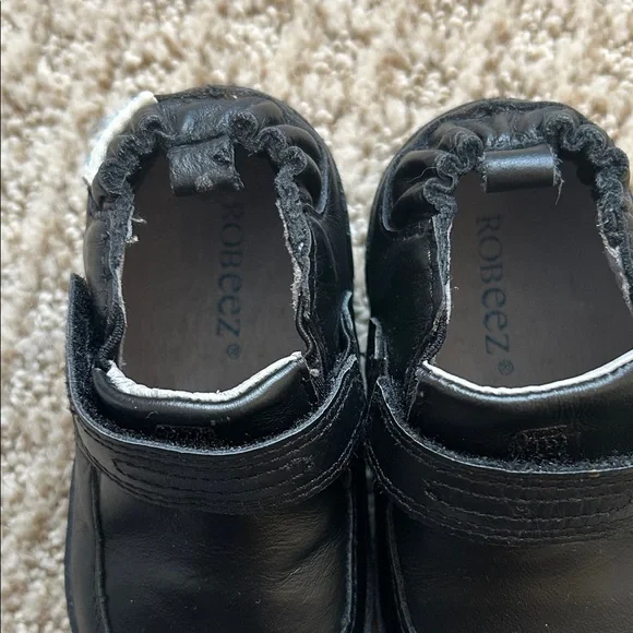 Robeez Classic Black Dress Shoes for Kids - Picture 3 of 5